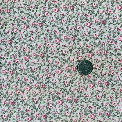4122 Små rosa blommor, tygbredd 110 cm