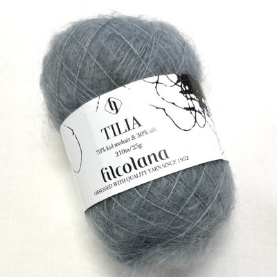 Tilia f. 330 grå, 70% Kidmohair, 30% silke 210m/25g nystan.