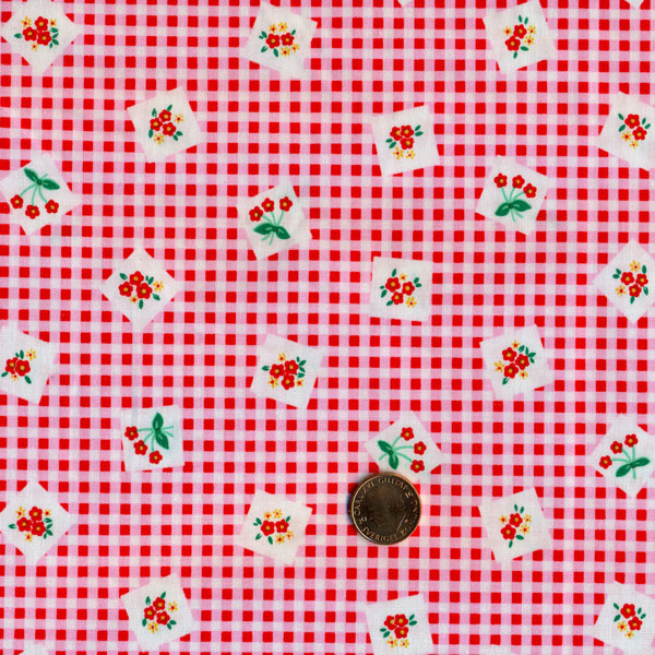 2885, rosa ruta med blommor, tygbredd 110 cm