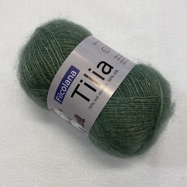 Tilia f.327 ljusgrön, 70% Kidmohair, 30% silke 210m/25g nystan.