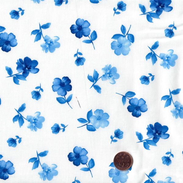 2916, Blå blommor, tygbredd 110 cm